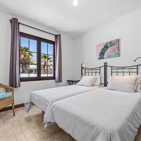 Apartament Home2book Stunning Ocean View,