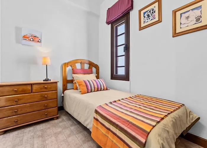 Home2book Stunning Ocean View, Apartman