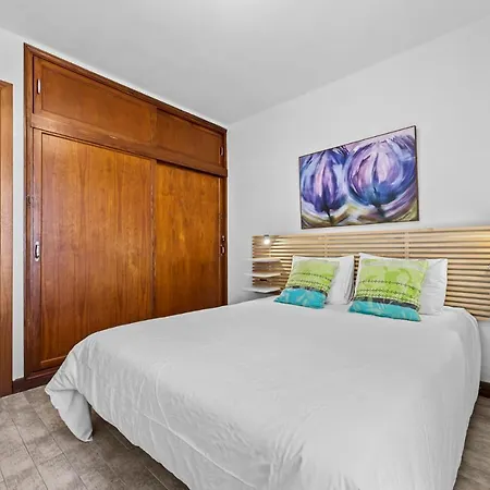 Home2book Stunning Ocean View, Daire Puerto del Carmen (Lanzarote)